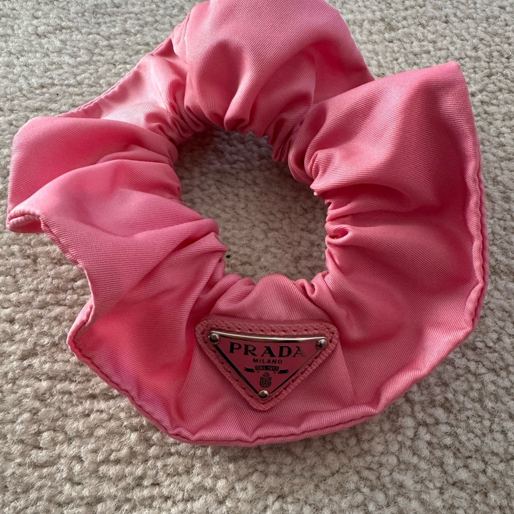 ***BRAND NEW*** Prada Re-Nylon Pink Hair Scrunchie - Picture 5 of 9